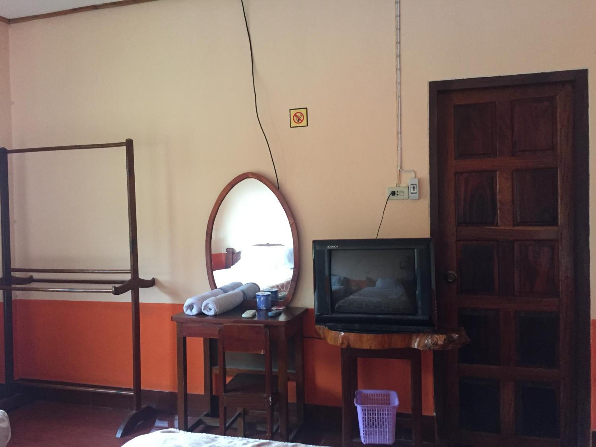 Oudomphone Guesthouse 2 반 후안사이 외부 사진